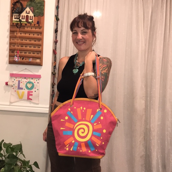 Vintage Beach Bag🌞☀️🌈 - Picture 4 of 7